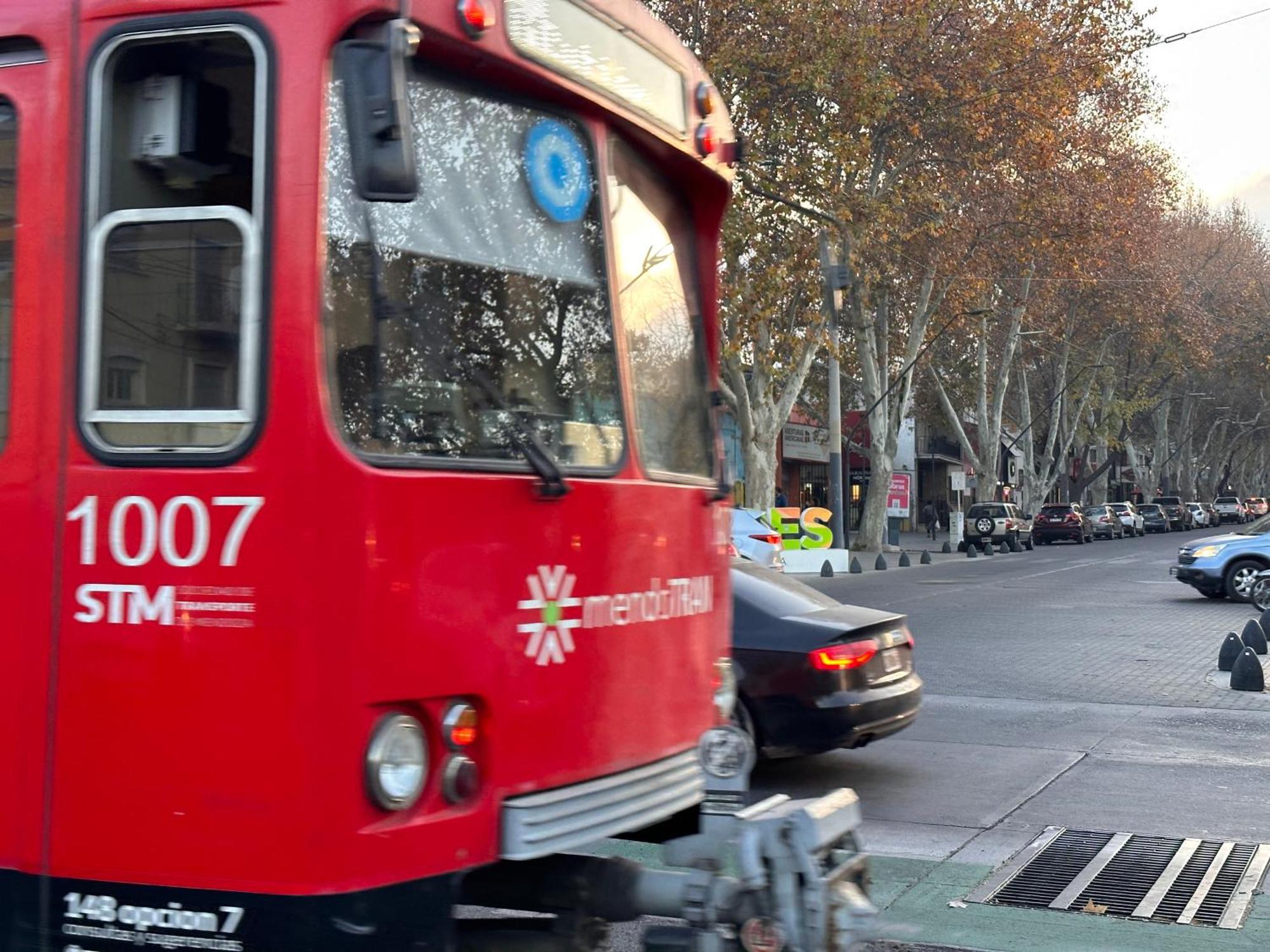 Departamento En Calle Aristides, Mejor Zona Turistica Mendoza Ngoại thất bức ảnh